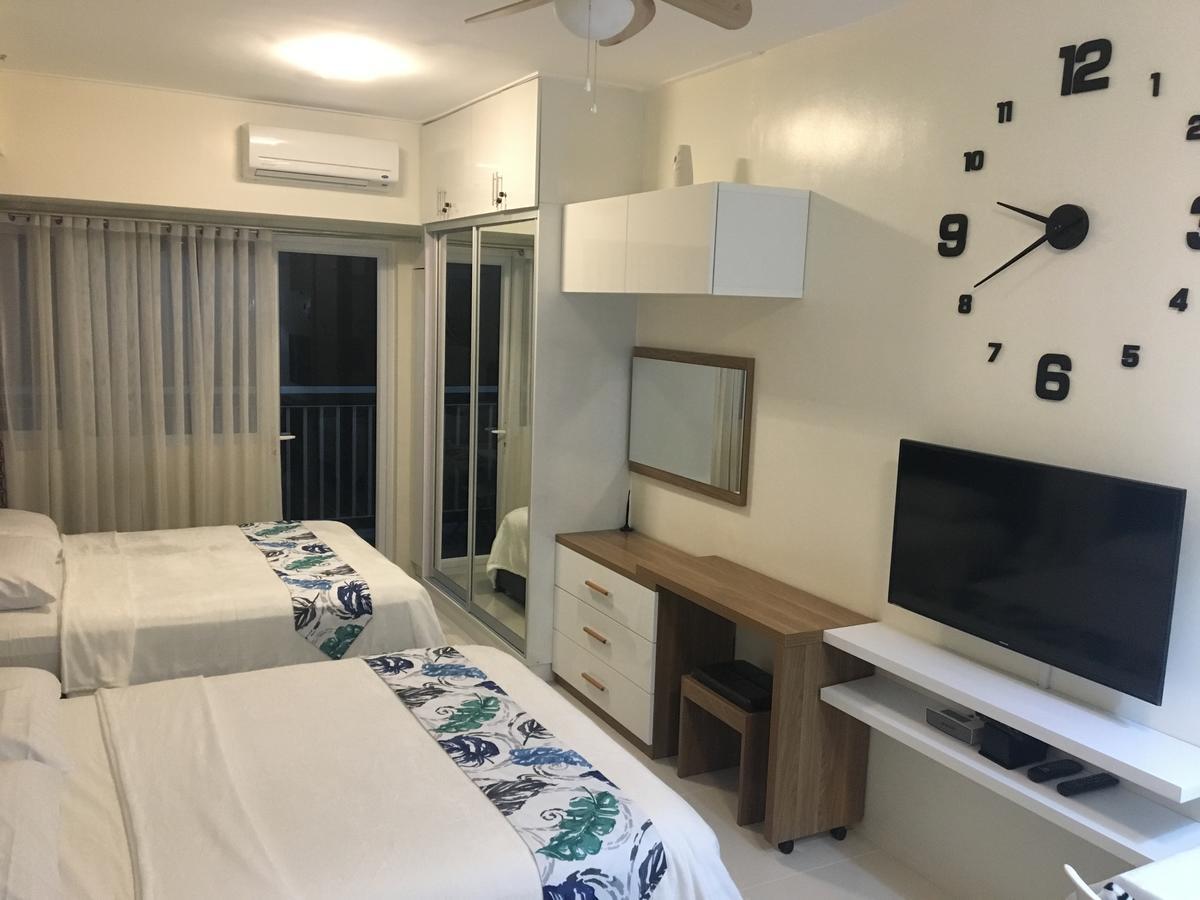 Апартаменти Breezy Wind 19Twentysix Tagaytay City Екстер'єр фото